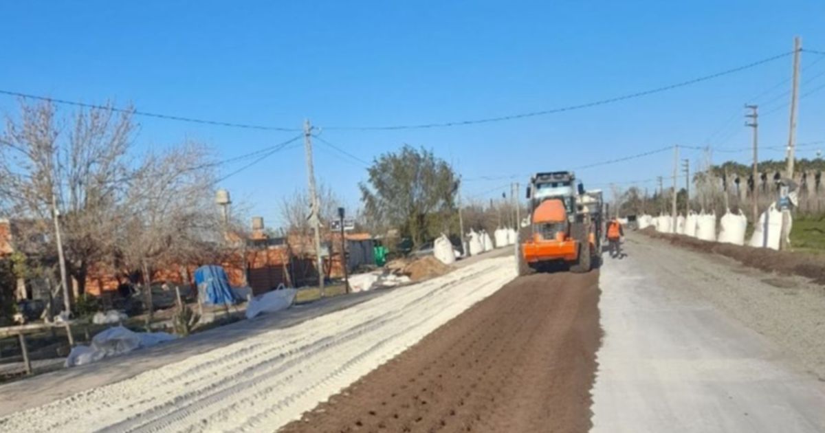 Repavimentan una calle estratégica que conecta la zona este de la