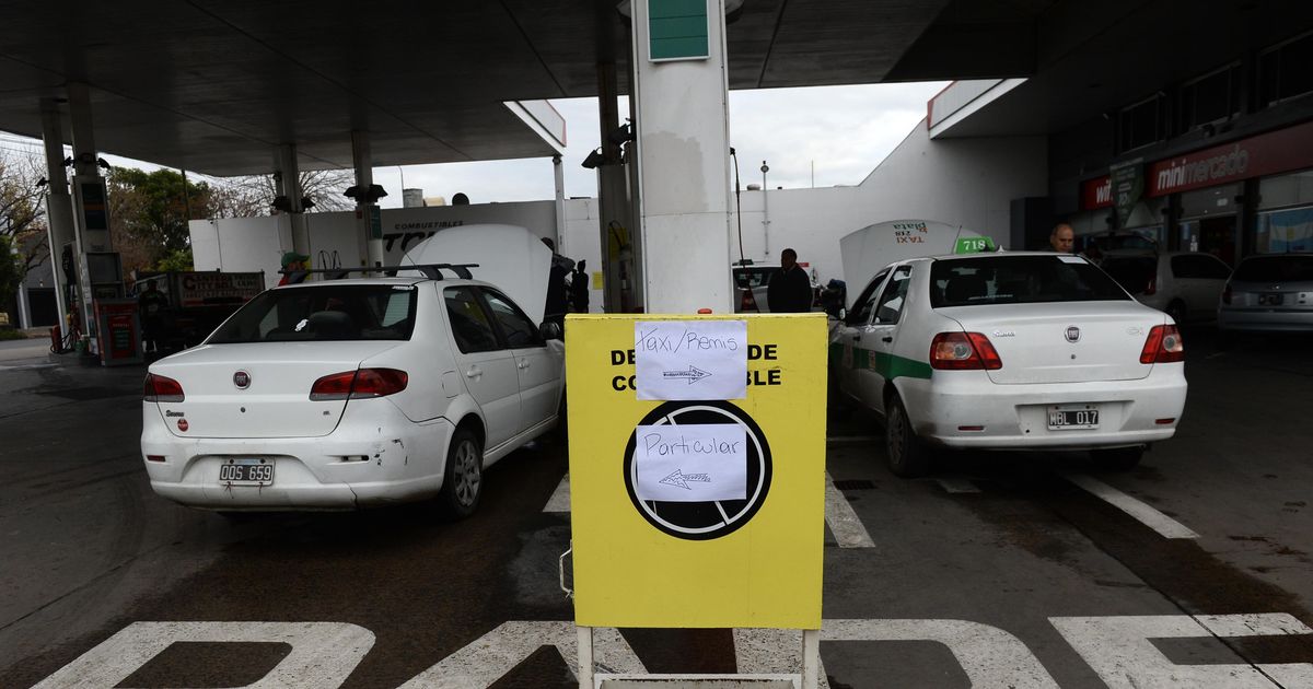 En Las Estaciones De Servicio De La Plata Sigue Siendo Un Calvario