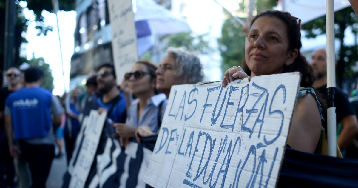 Frente Gremial Paros Rotativos Y Marcha Los Docentes De La Unlp