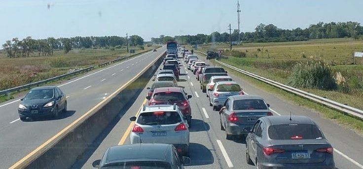 Demoras Y Colapso De Tránsito En Las Rutas Por La Vuelta Del Fin De Semana De Carnaval 0699