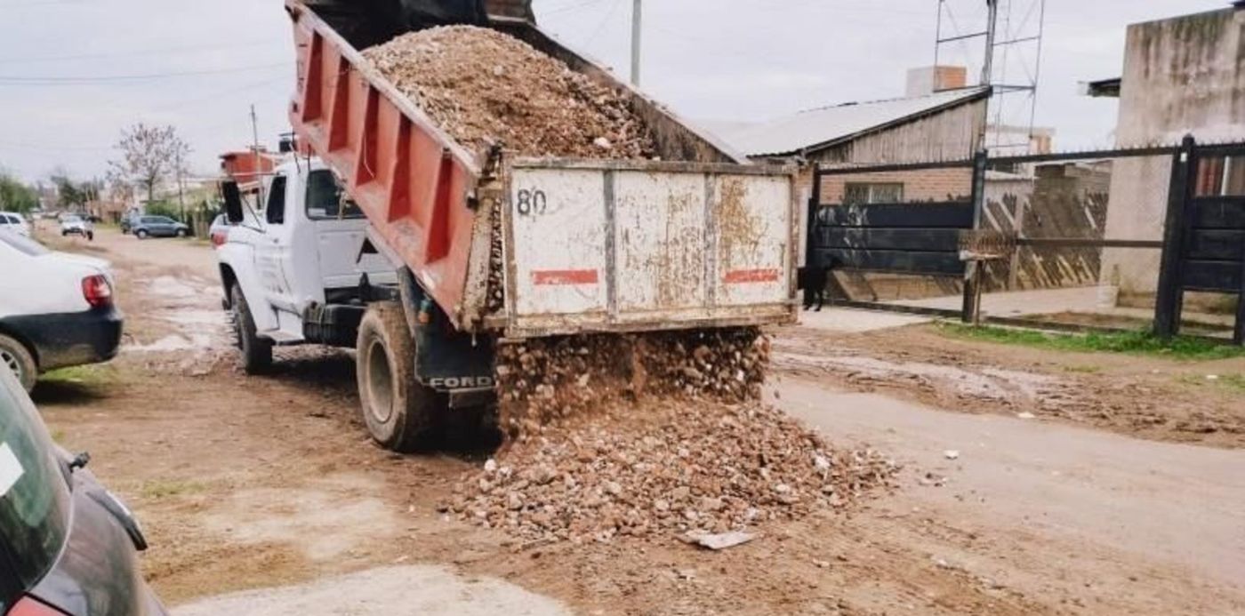 bbx_662401085_3_IMG-20230717-WA0027 - Vecinos de Berisso, Calles de Berisso, Vecinos Arreglan Calles,
