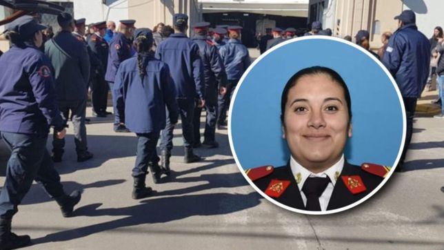 conmovedora despedida de los bomberos a la joven fallecida en ensenada