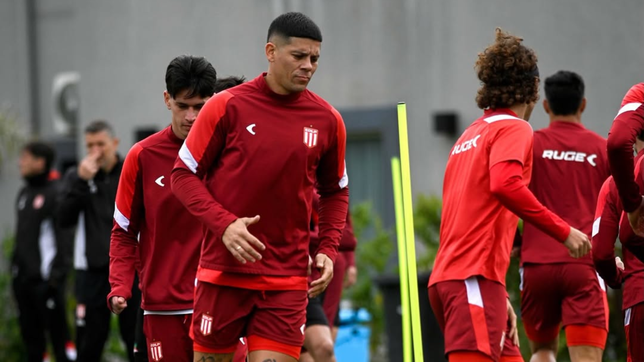 se conocio el motivo por el que la conmebol no habilito a rojo en estudiantes