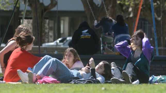 sol, viento y lluvias: asi va a estar el clima este fin de semana en la plata