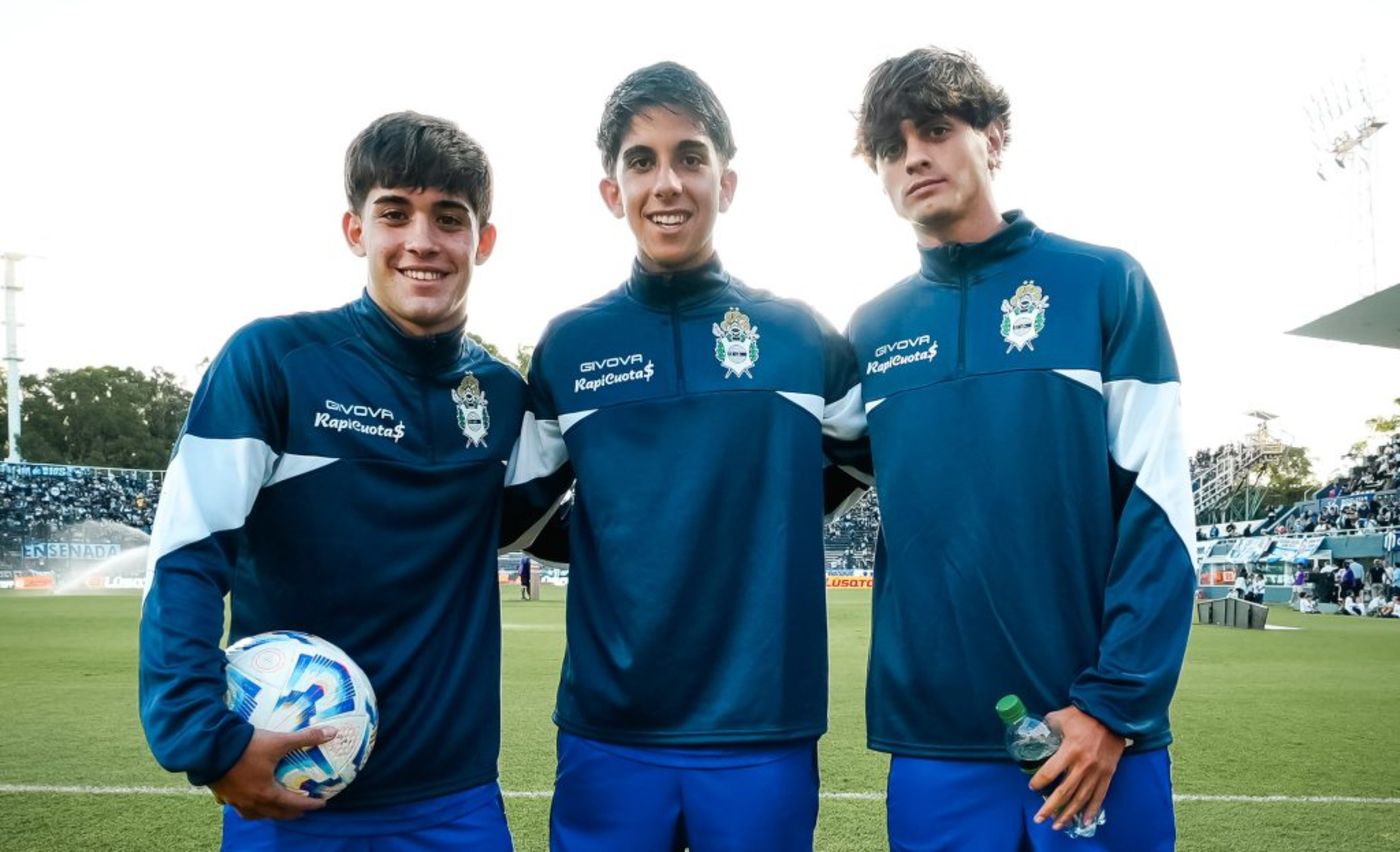 Alcanzapelotas Gimnasia.jpg