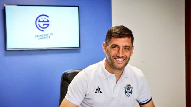 lucas licht renovo hasta 2019 y seguira vistiendo la camiseta de gimnasia