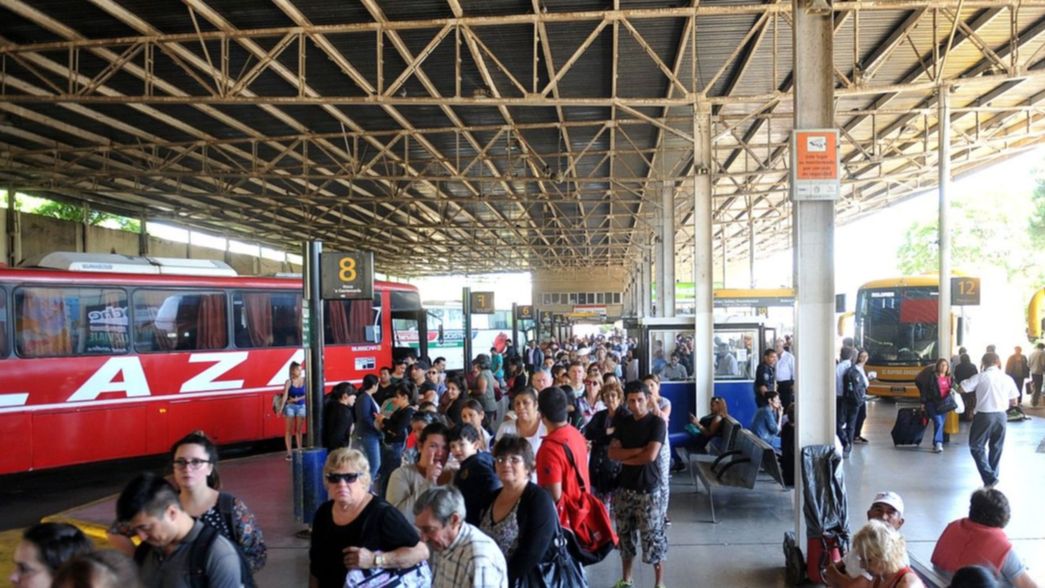 Los platenses preparan las valijas para aprovechar el próximo fin de semana largo