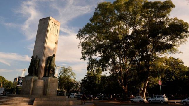 detuvieron a una exhibicionista por mostrar sus partes en el bosque