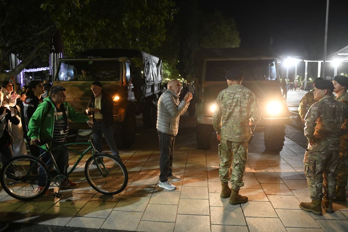 Los incidentes no pasaron a mayores y el Ej&eacute;rcito se termin&oacute; retirando de la plaza