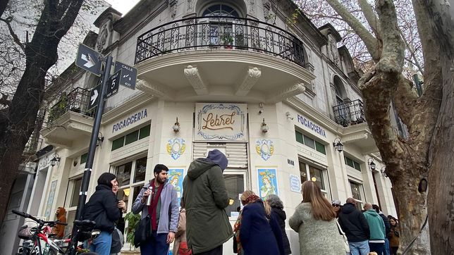 ¿como lebrel implementa nuevas formas de mantenerse cerca de su comunidad en la plata?