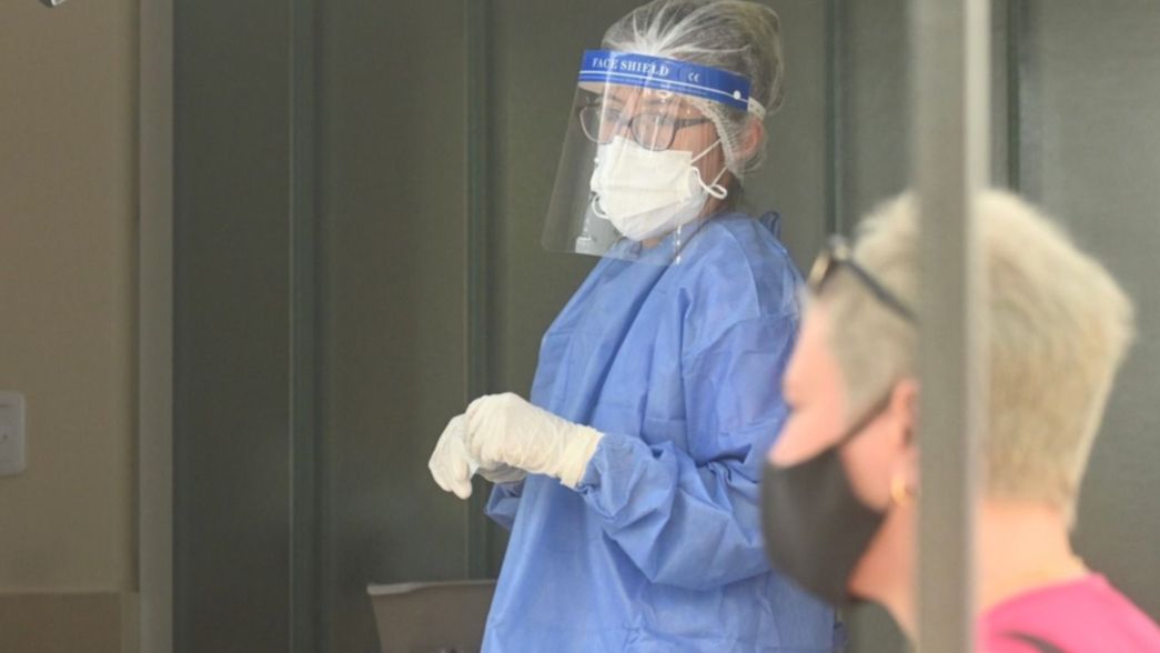 COVID-19: La Plata superó sus récords de contagios y de nivel de positividad