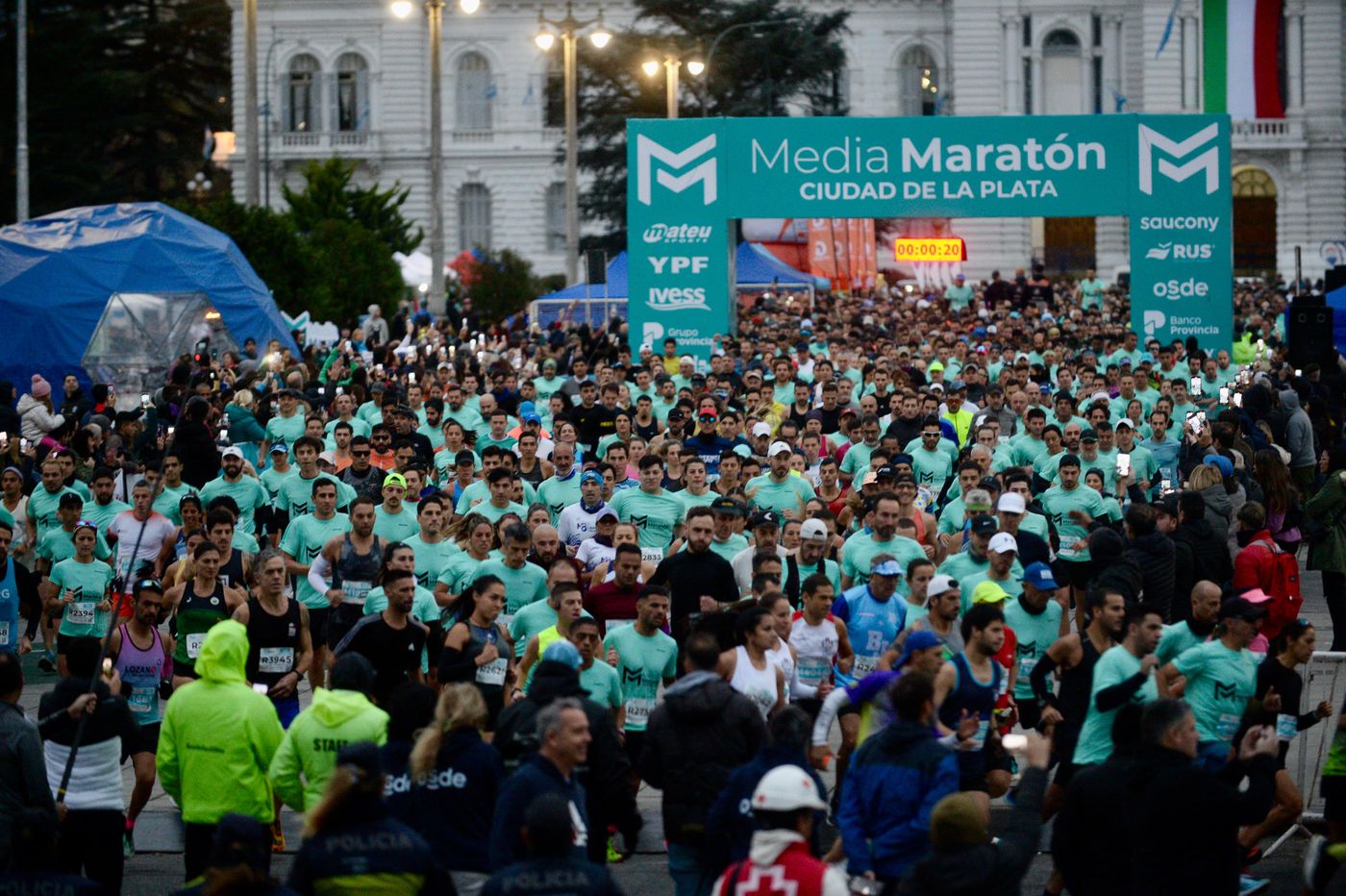 Largada Media Maratón La Plata 2024 (4).jpeg