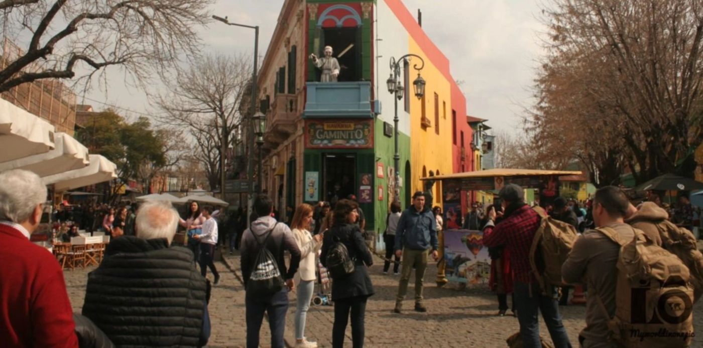 Turistas extranjeros