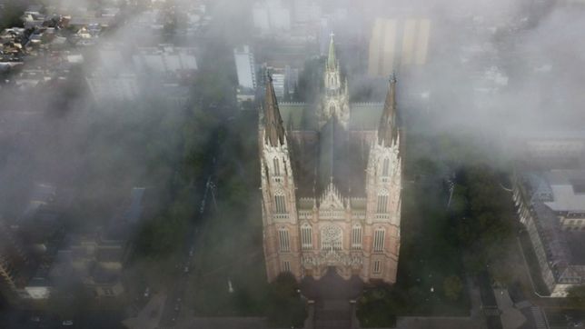 la deuda que el arzobispo quiere dejar de pagarle a la municipalidad supera los 10 millones