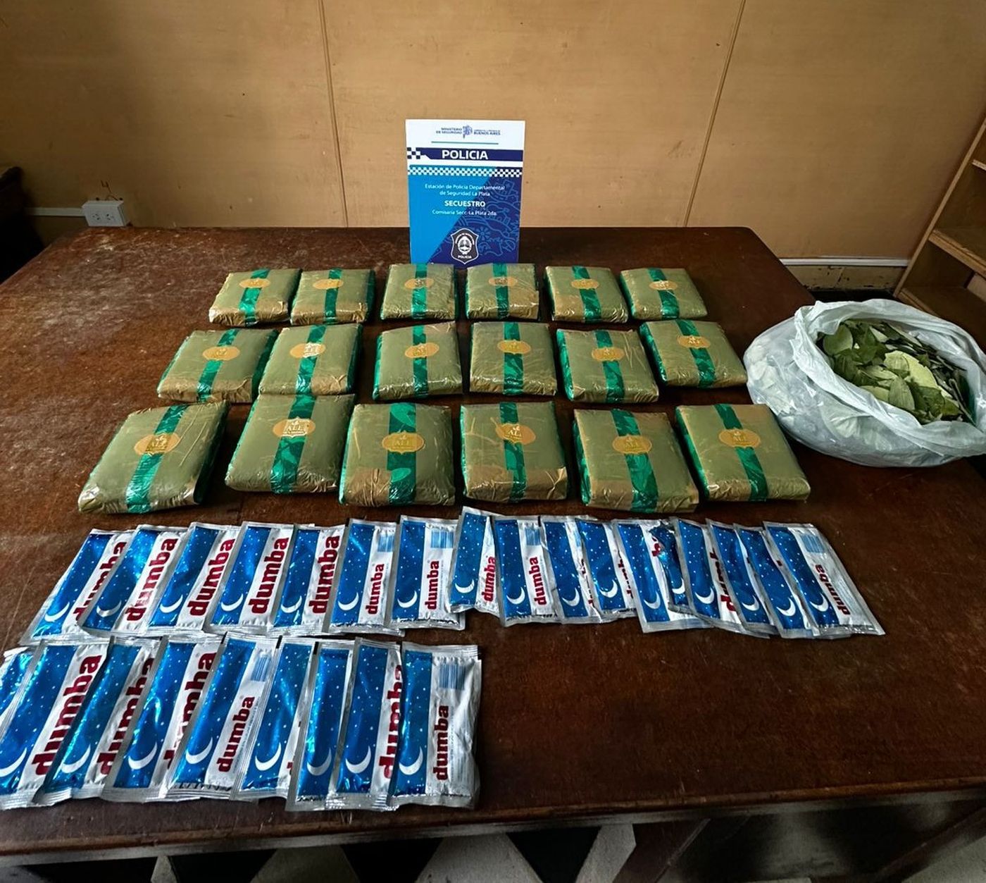 Un hombre fue detenido en La Plata por llevar casi 6 kilos de hojas de coca