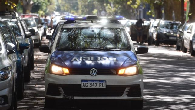 dos ladrones entraron a robar a su casa, los reconocio y le dispararon a quemarropa