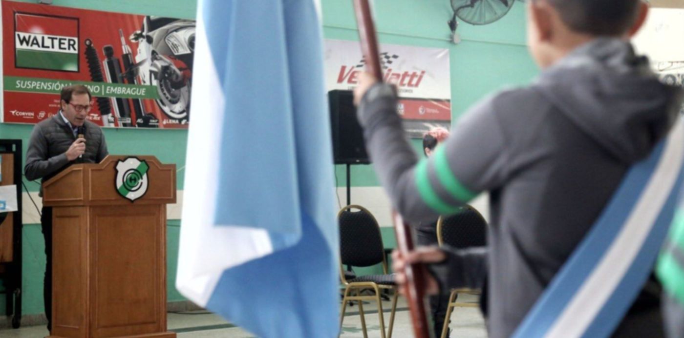 Julio Garro Jura a la Bandera 20 de junio de 2022