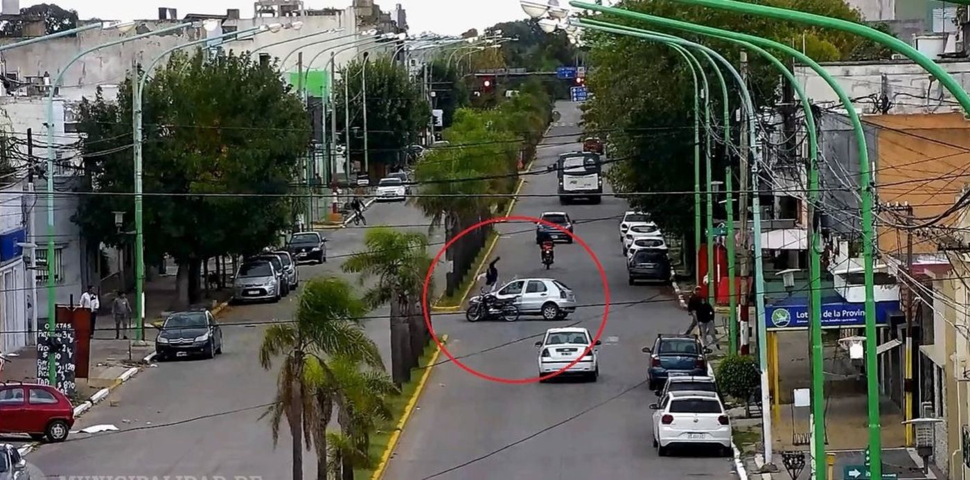 choque moto y auto en Ensenada