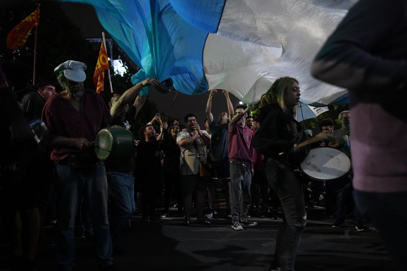 5 Cacerolazo en 7 y 50.jpeg