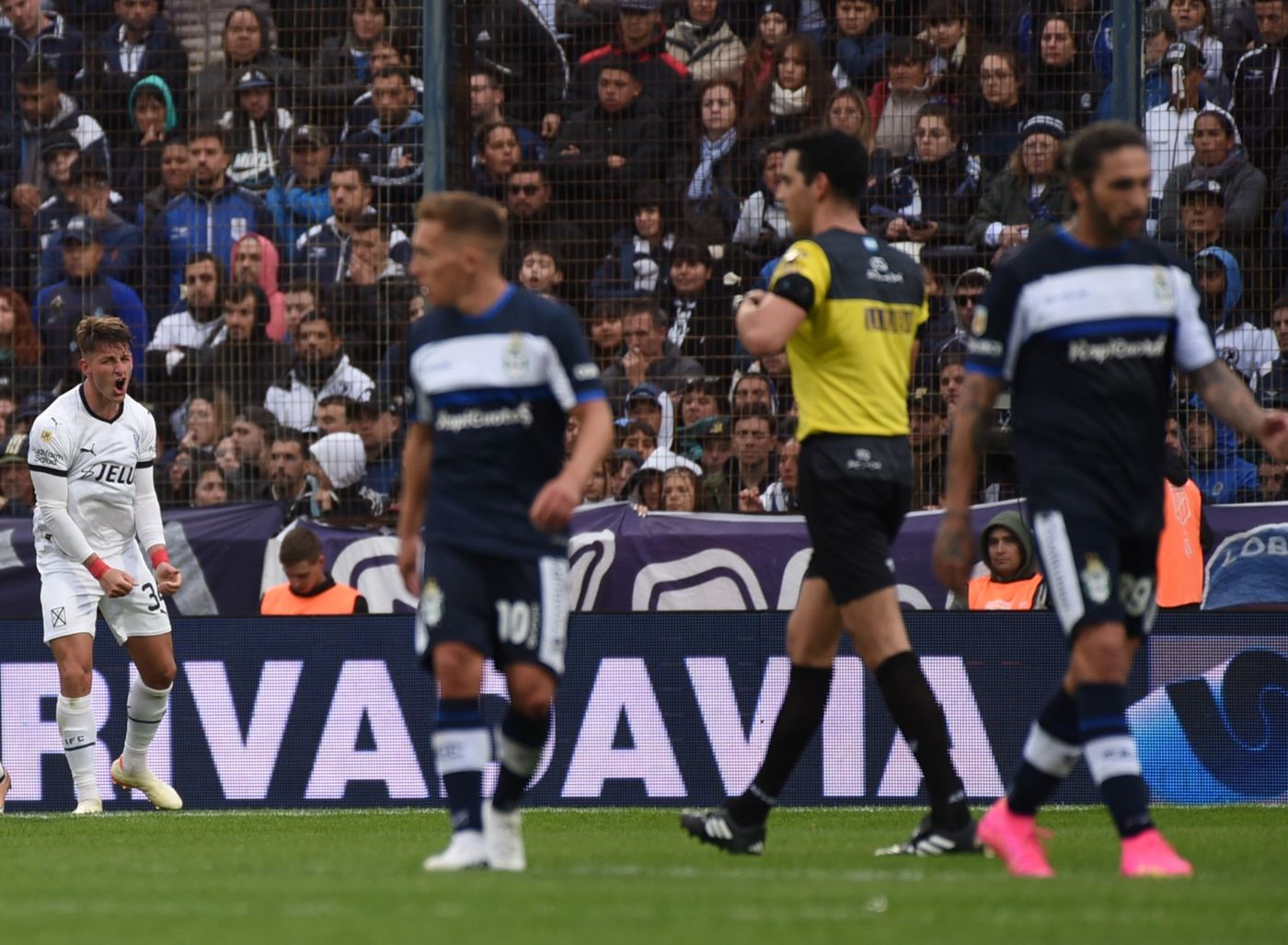 Leandro Rey Hilfer Gimnasia.jpg