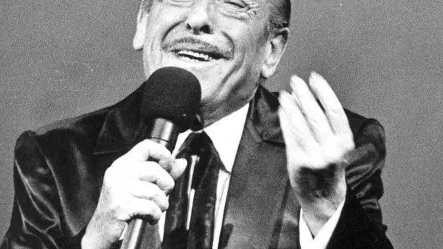 llega a la plata la pelicula del polaco goyeneche, leyenda del tango y la cultura argentina