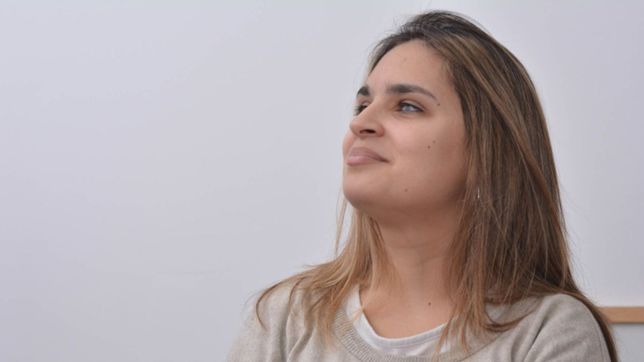 la plata se organiza para ayudar a brenda, la chica ciega que necesita un perro lazarillo