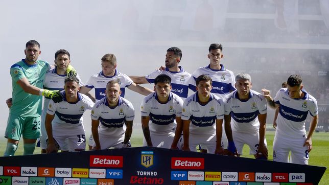 en la previa del clasico platense, el plantel de gimnasia no entreno en reclamo de los sueldos adeudados