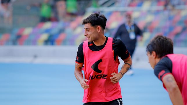 javier altamirano lejos de volver a chile y cerca de seguir en estudiantes