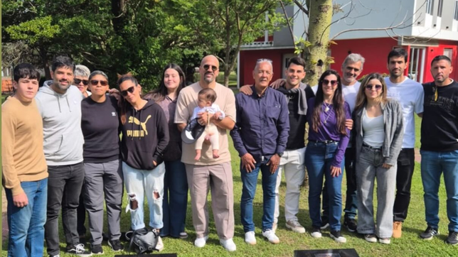 la reaccion del hijo de miguel russo al mensaje de veron tras la llegada de sus cenizas al country