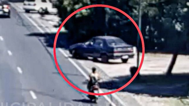 iba en moto, choco con un auto que doblo sin mirar y salio despedida