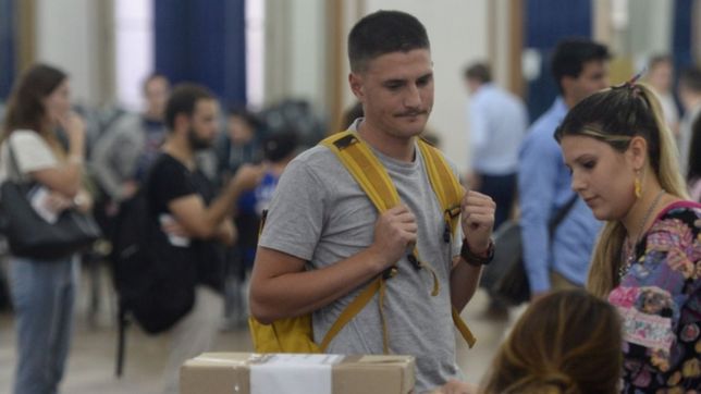 la franja morada redobla esfuerzos para retener el centro de estudiantes de derecho