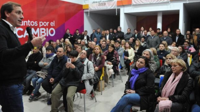 garro arranco con los plenarios para motivar a la militancia de cara a octubre