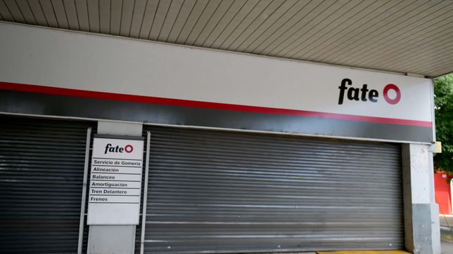 incertidumbre en las distribuidoras de neumaticos de fate tras el cierre de la fabrica