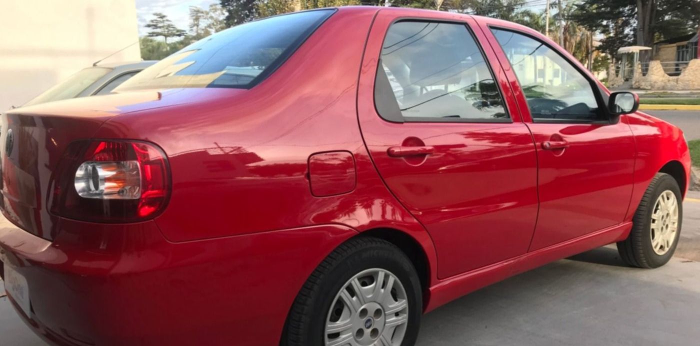 Fiat Siena Rojo