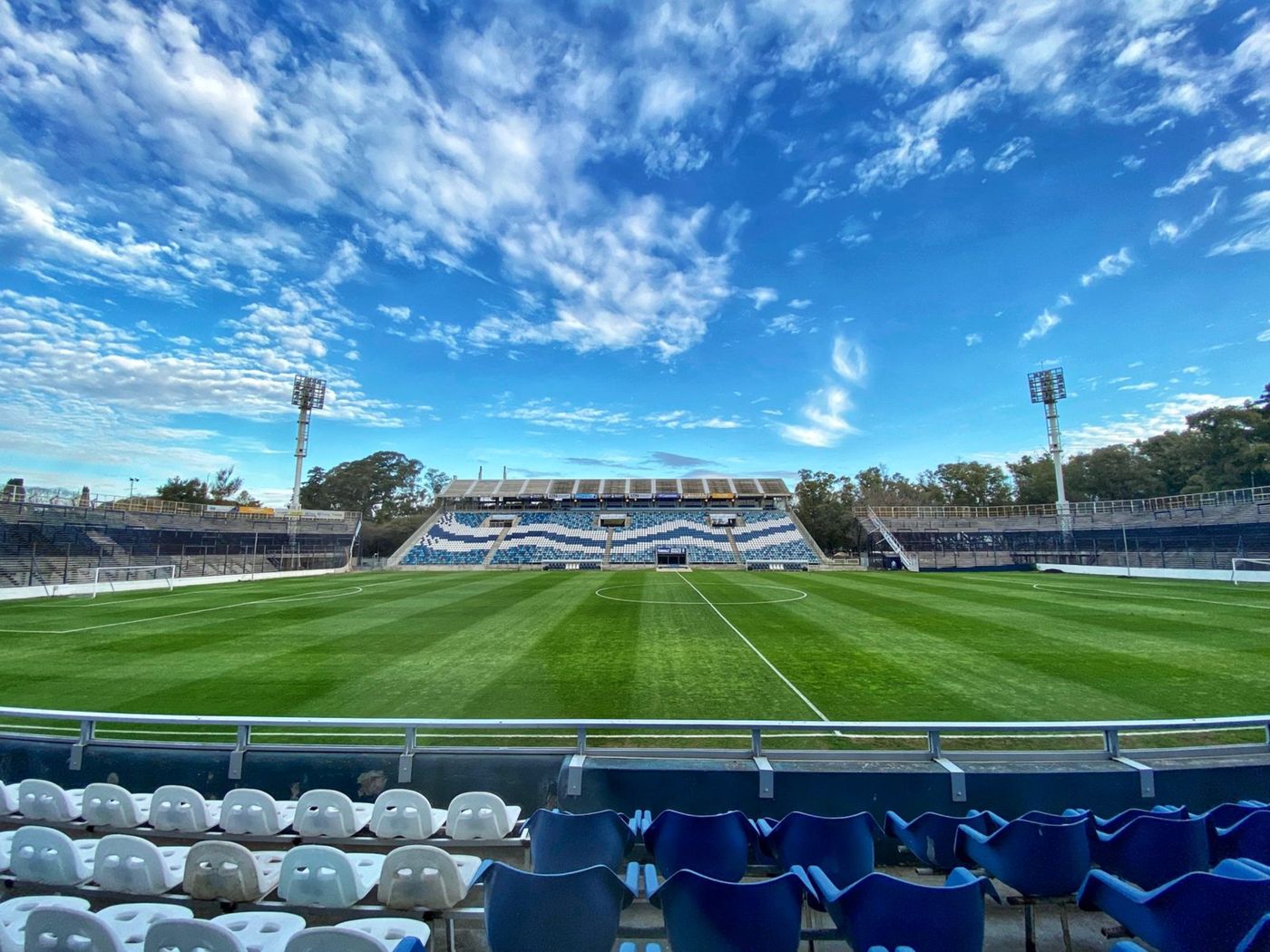 Estadio Bosque Platea Basile.jpg