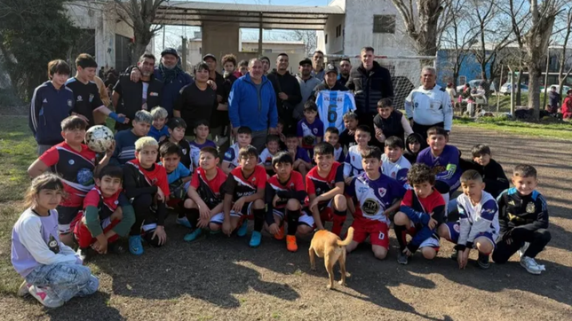 la donacion del chiqui tapia a un club de la plata que sufrio un violento robo