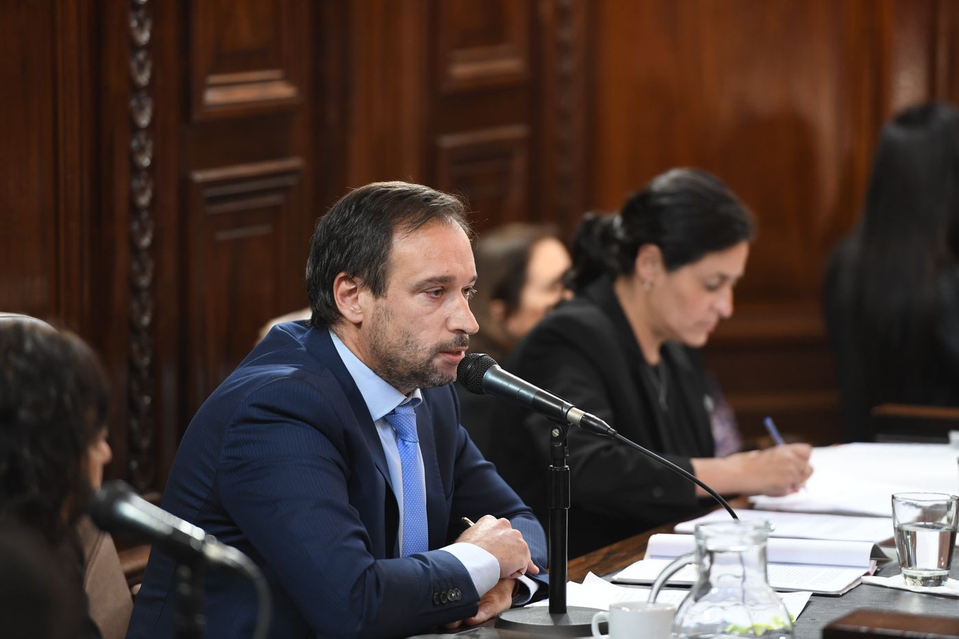 Dar&iacute;o Ganduglia, presidente del Concejo Deliberante en la sesi&oacute;n de este jueves