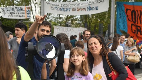 Astronomía se sumó al plan de lucha en la UNLP con una feria de ciencias