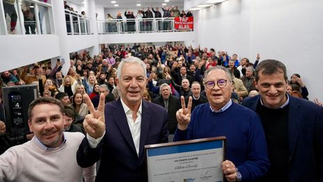 Julio Alak encabezó un acto junto a Alberto Descalzo: En el peronismo no sobra nadie, necesitamos a todos