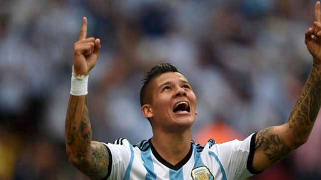 video: el emotivo homenaje de una escuela platense para marcos rojo