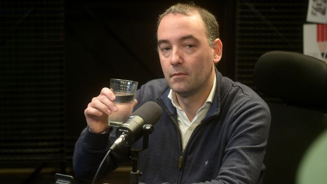 el hermano de manuel adorni sortea becas para estudiantes secundarios de la plata