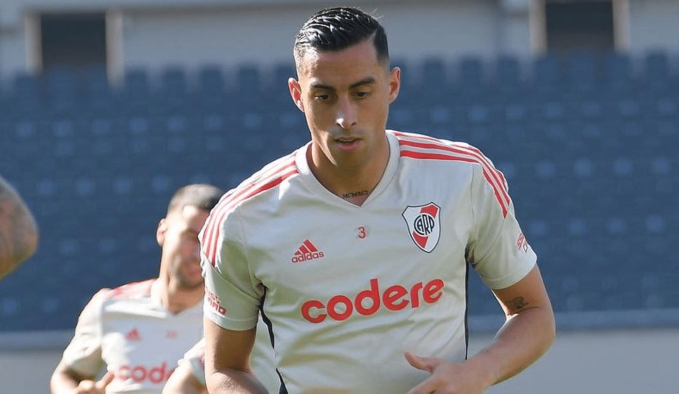 Ramiro Funes Mori se entrena en River pero no juega.