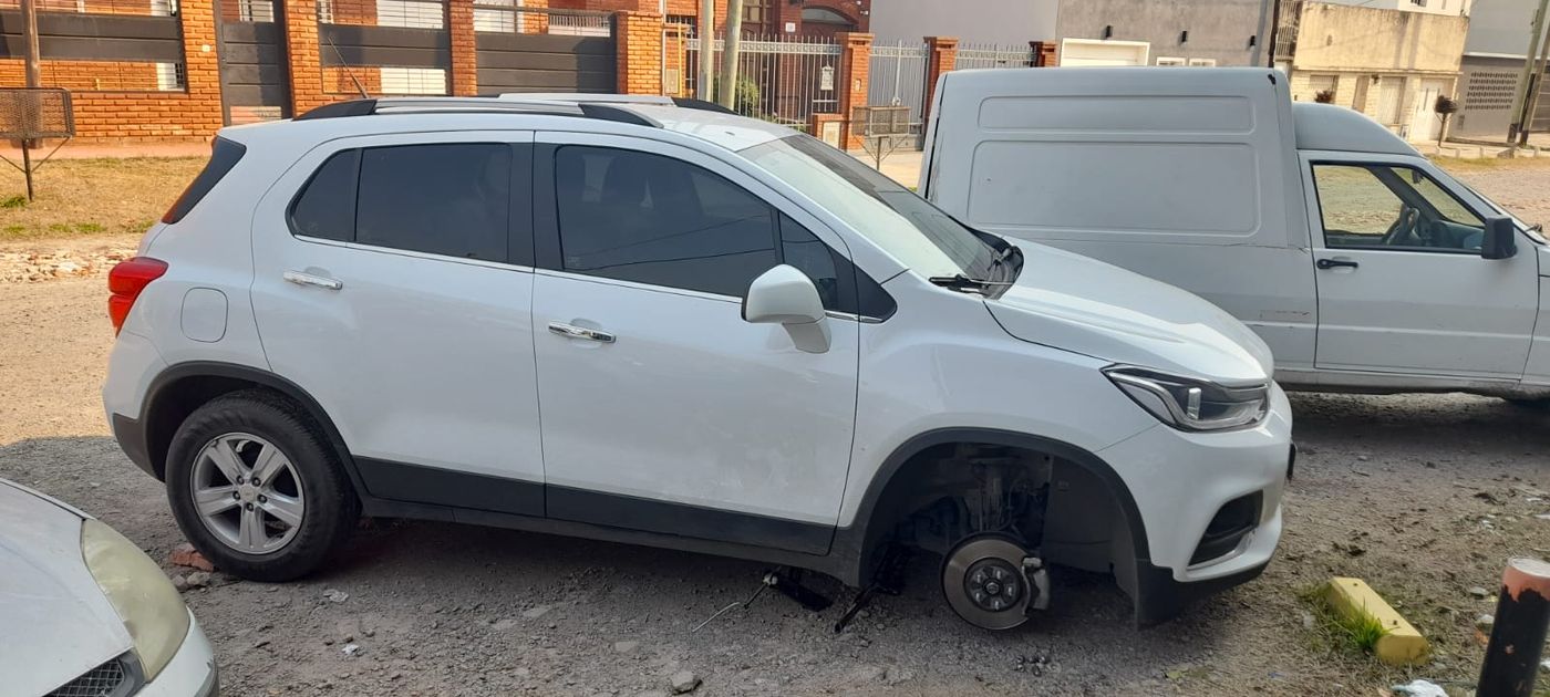 Roba ruedas en El Nene.jpeg