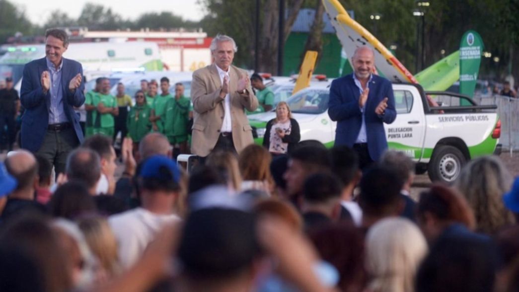 Alberto Fernández llega a Ensenada para inaugurar obras