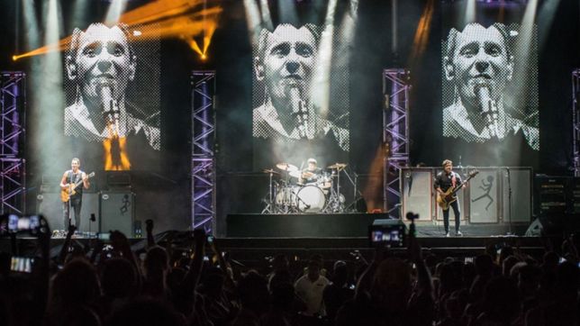 divididos, tonolec, rodriguez y galati, la gata varela y mucho mas en un sabado recargado