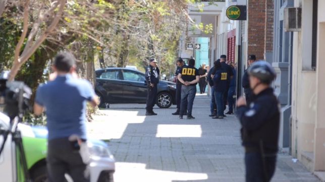 cayo uno de los delincuentes que robo casi $20 millones del banco industrial de la plata