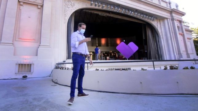 crece la disputa: garro acuso a la provincia de querer expropiar el teatro del lago