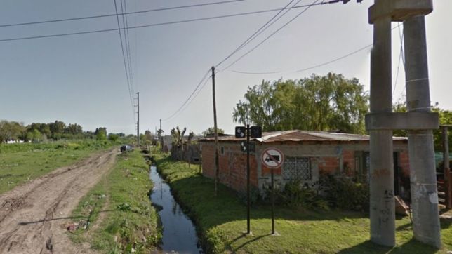 salvaje ataque en altos de san lorenzo: golpeo a su pareja, la arrastro por el piso y hasta le mordio la nariz