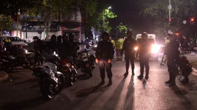 murio un reconocido hincha de gimnasia en medio de la feroz represion en el bosque
