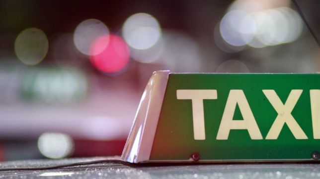 taxistas platenses dicen que viven en la indigencia y piden aumento de tarifa